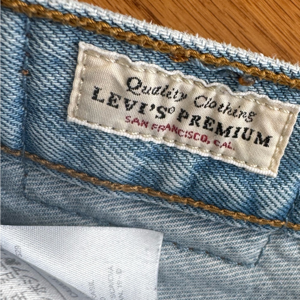 Levi's Distressed 501 Button Fly Light Blue Denim Cutoff Shorts Boho Summer - Picture 5 of 9